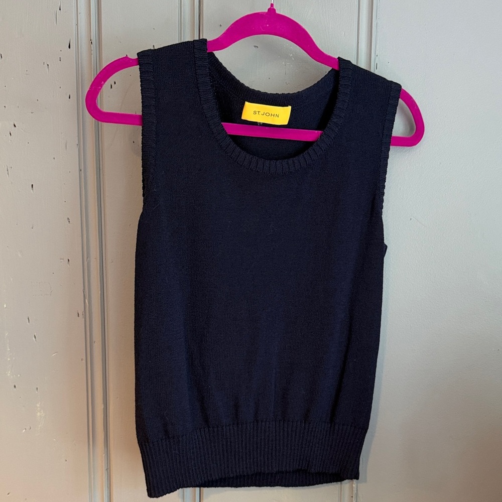 St. John Navy Sleeveless Knit Shell